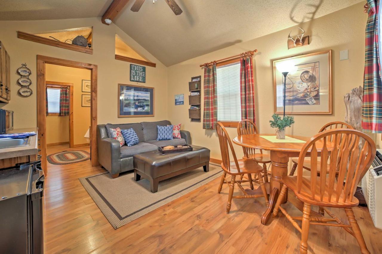 Branson Cabin With Deck Near Table Rock Lake! Exterior photo